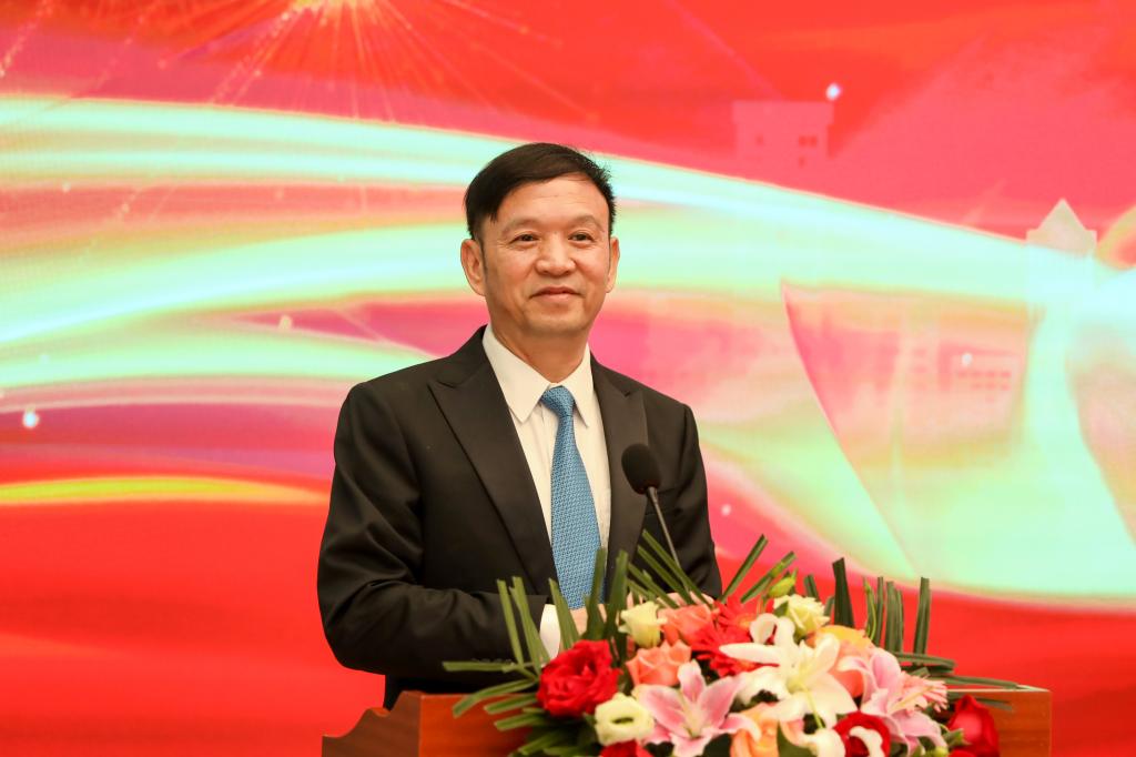 我校举行教育学院成立大会